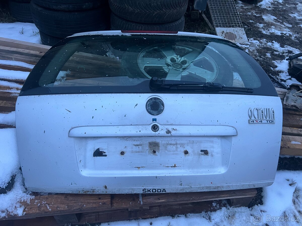 Kufr Octavia 1 combi - 3