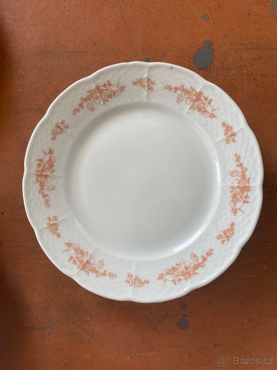 Talíře - 3