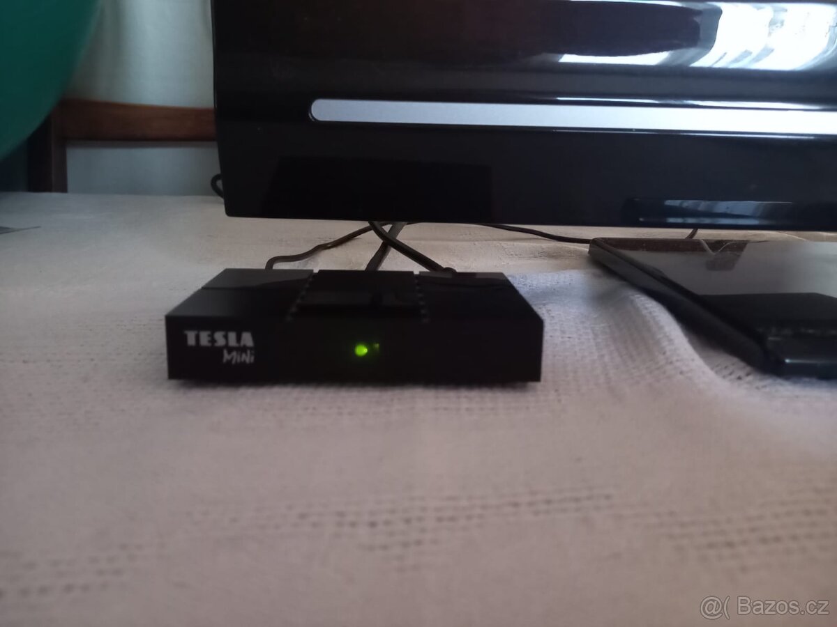 Televize + settop box - 3