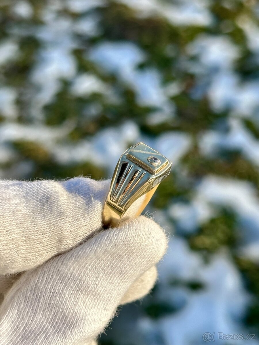 Zlatý prsten 5,58g - 3