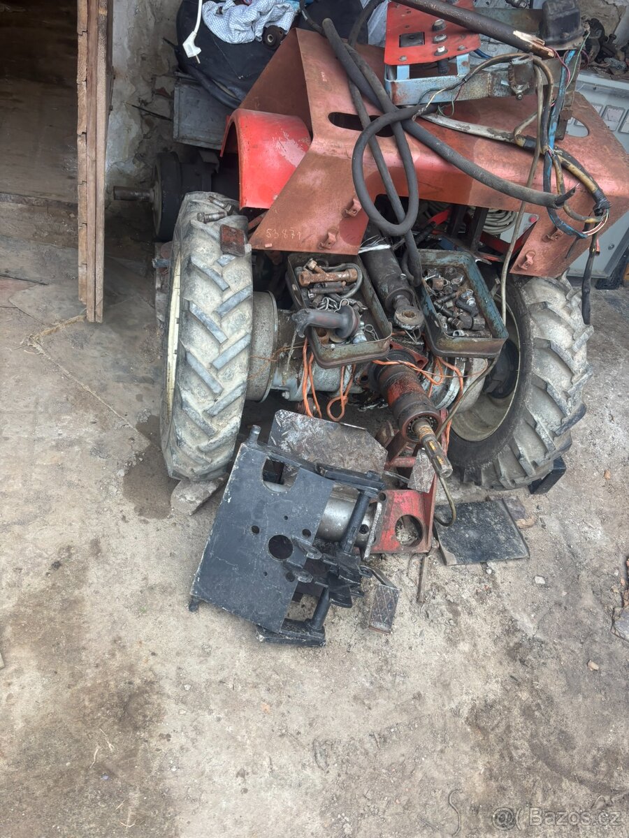 MT8 TZ4K14 zadní nápravy - 3