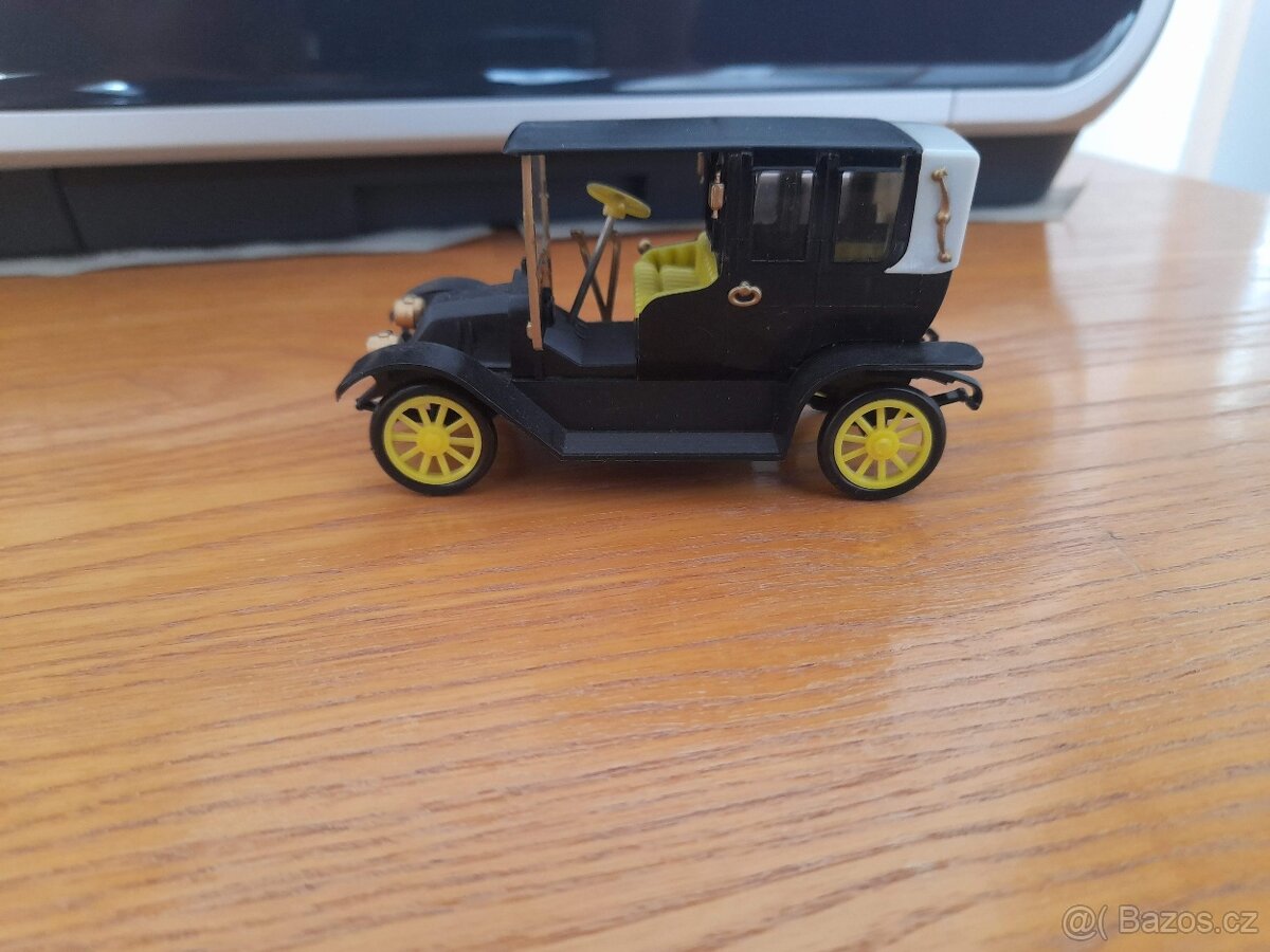 IGRA autíčka retro Praga - 3