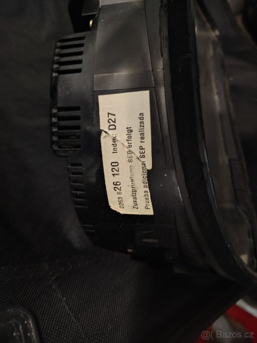 Přístrojová deska (Budíky) Audi A4 b6 2002 1.9 TDI - 3