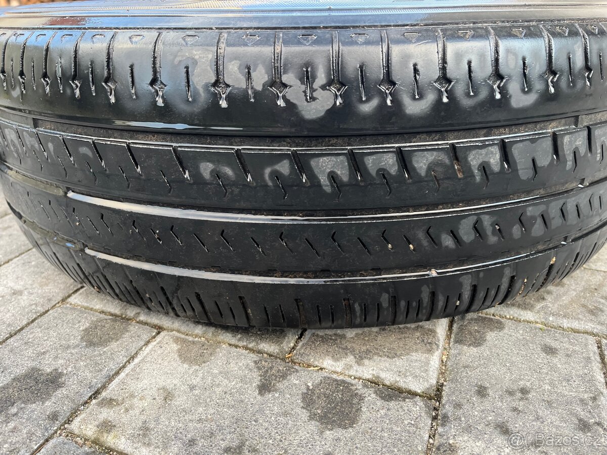 Kola na VW Transportér T5 - 3