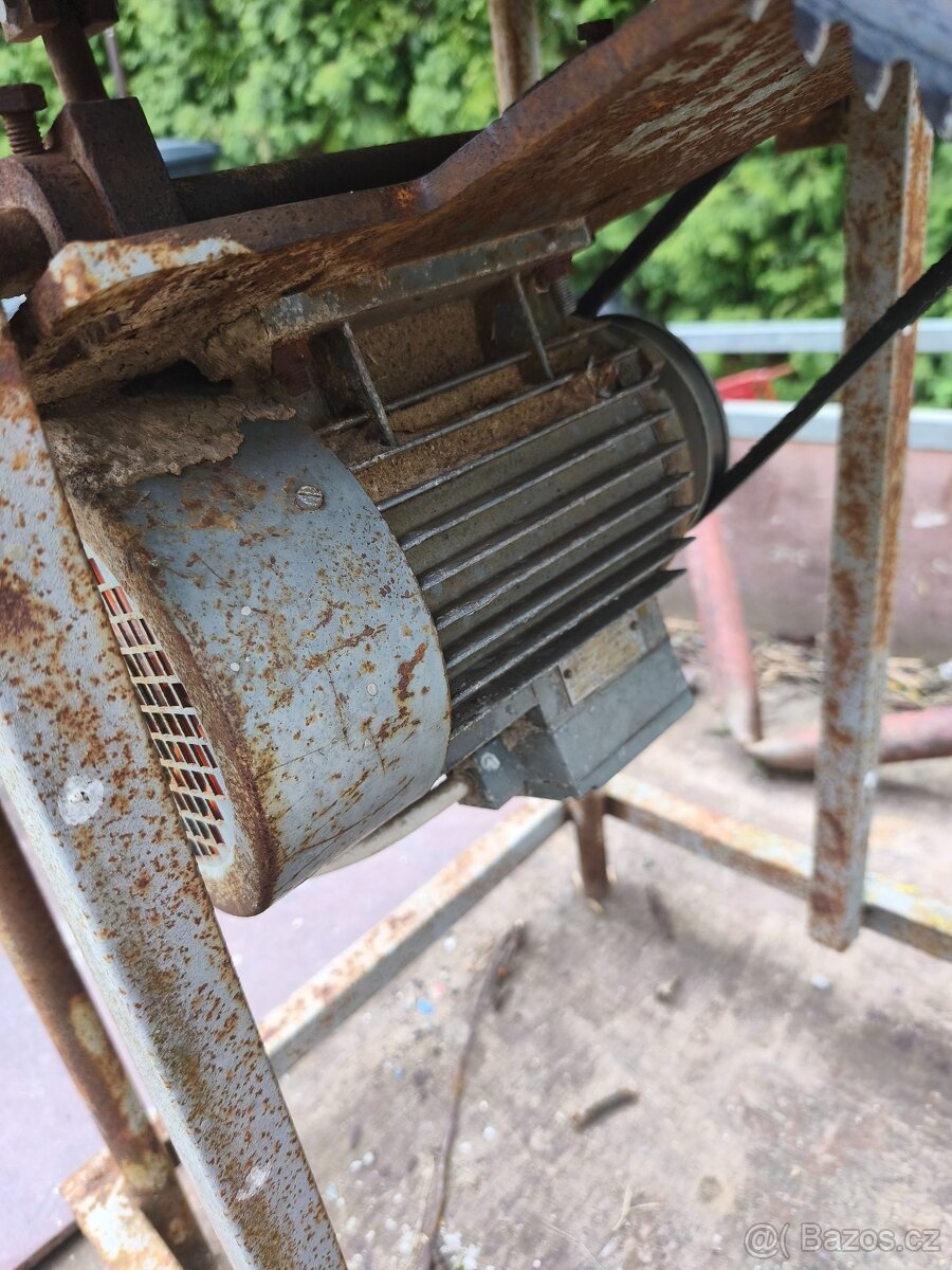 Pila cirkulárka - 3