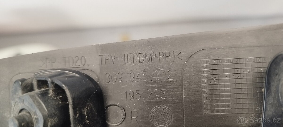 VW Passat B8 kombi zadní světlo - 3