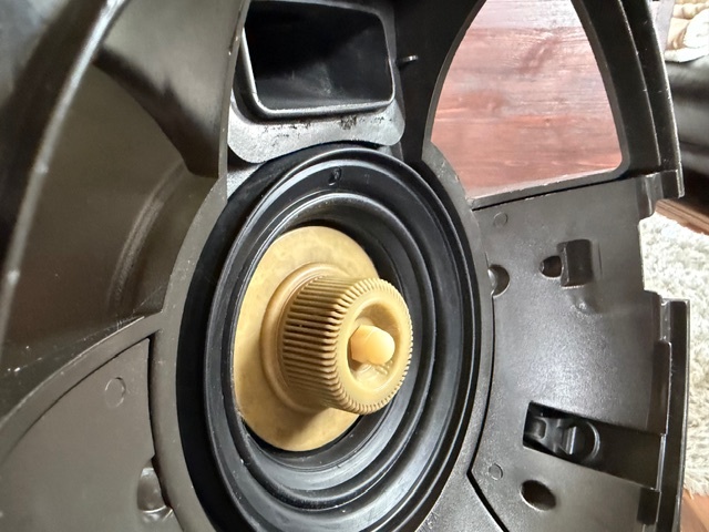 Nabízím k prodeji Rainbow vysavač E2 se zárukou - 3