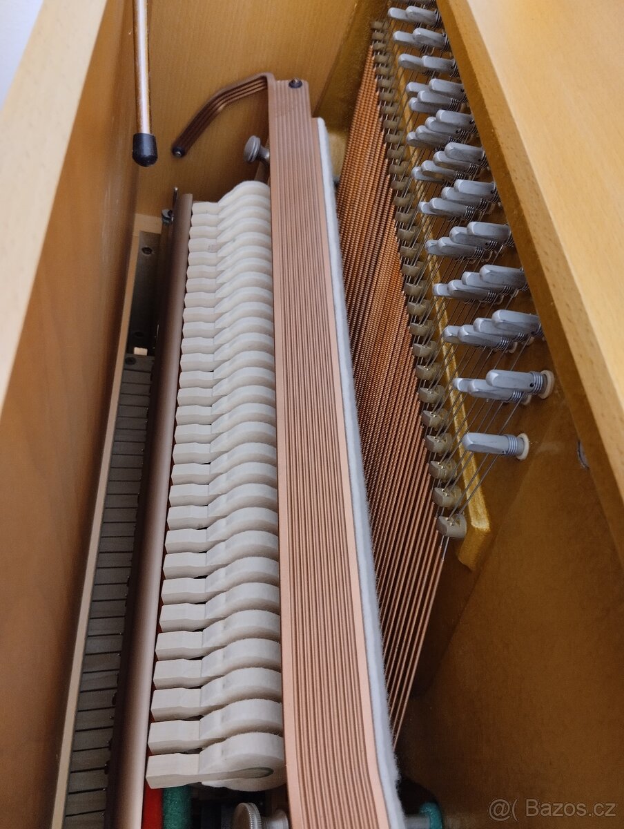 Prodám pianino Solton C120 - 3