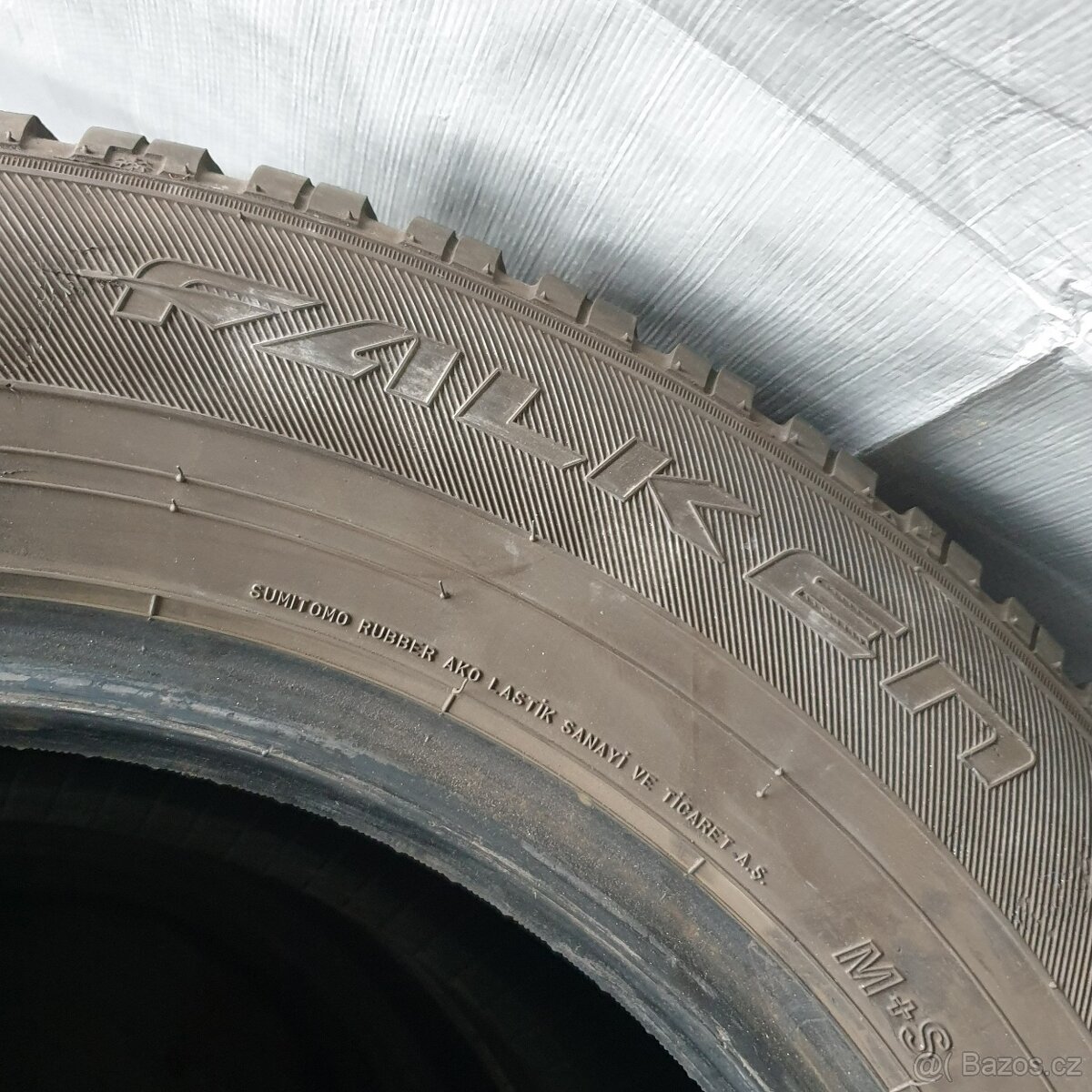 Zimní pneumatiky Falken 215/65 R16 č. AP190 - 3