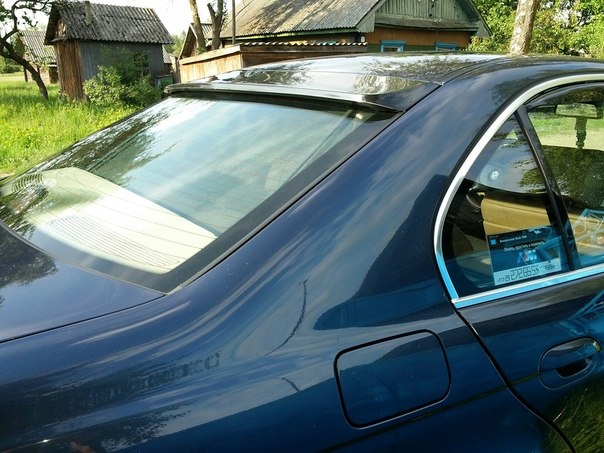 Typ spoileru BMW E39: Zadní střešní spoiler, Spoiler křídla - 3