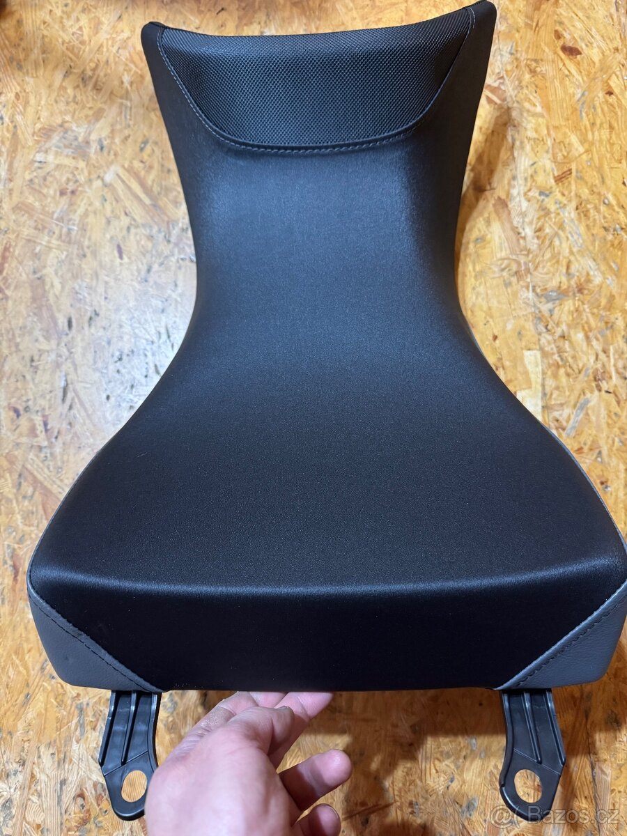 Honda NT1100-sedlo - 3