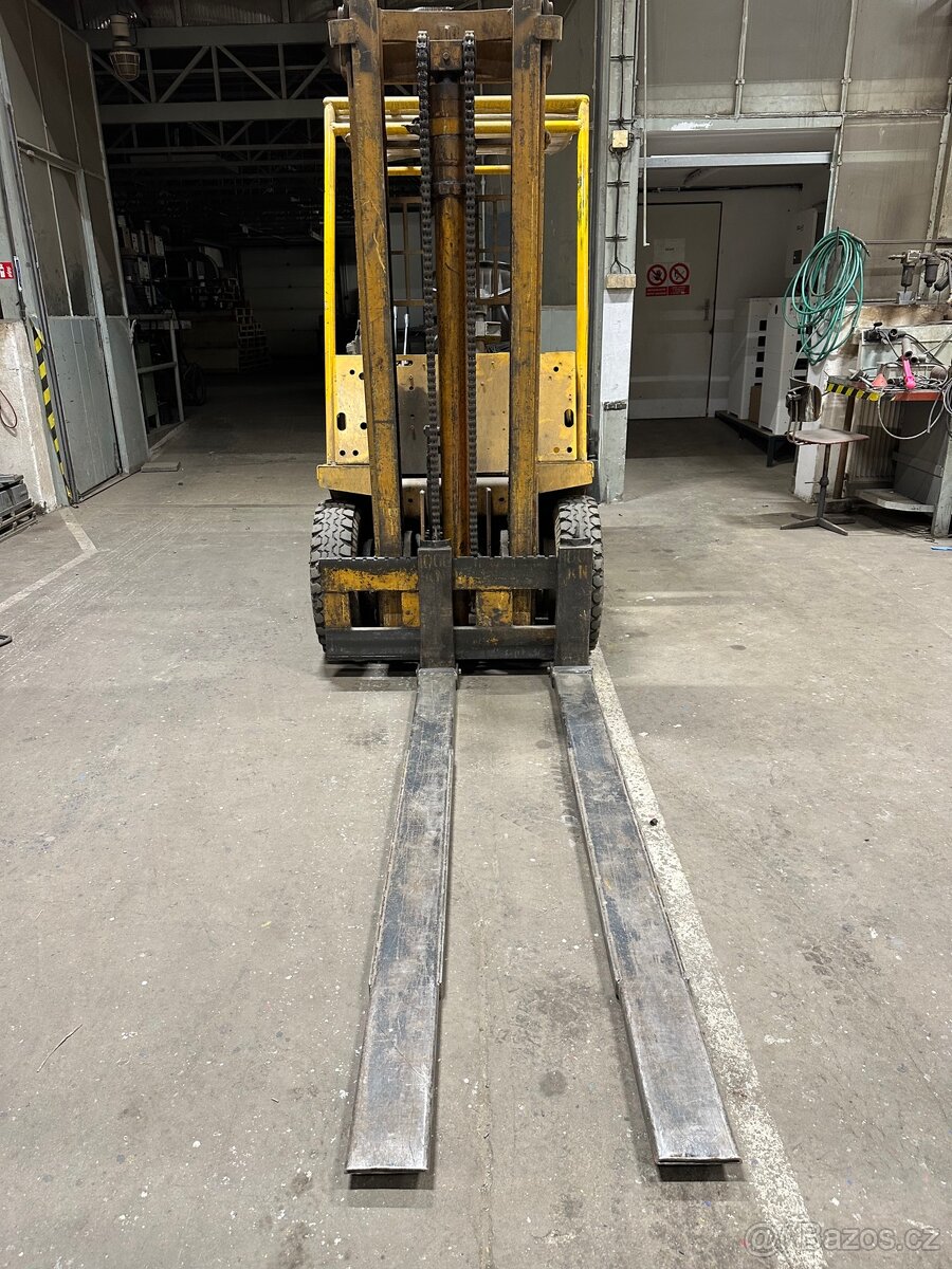 VZV Vysokozdvižný vozík Balcancar 2t elektrický - 3