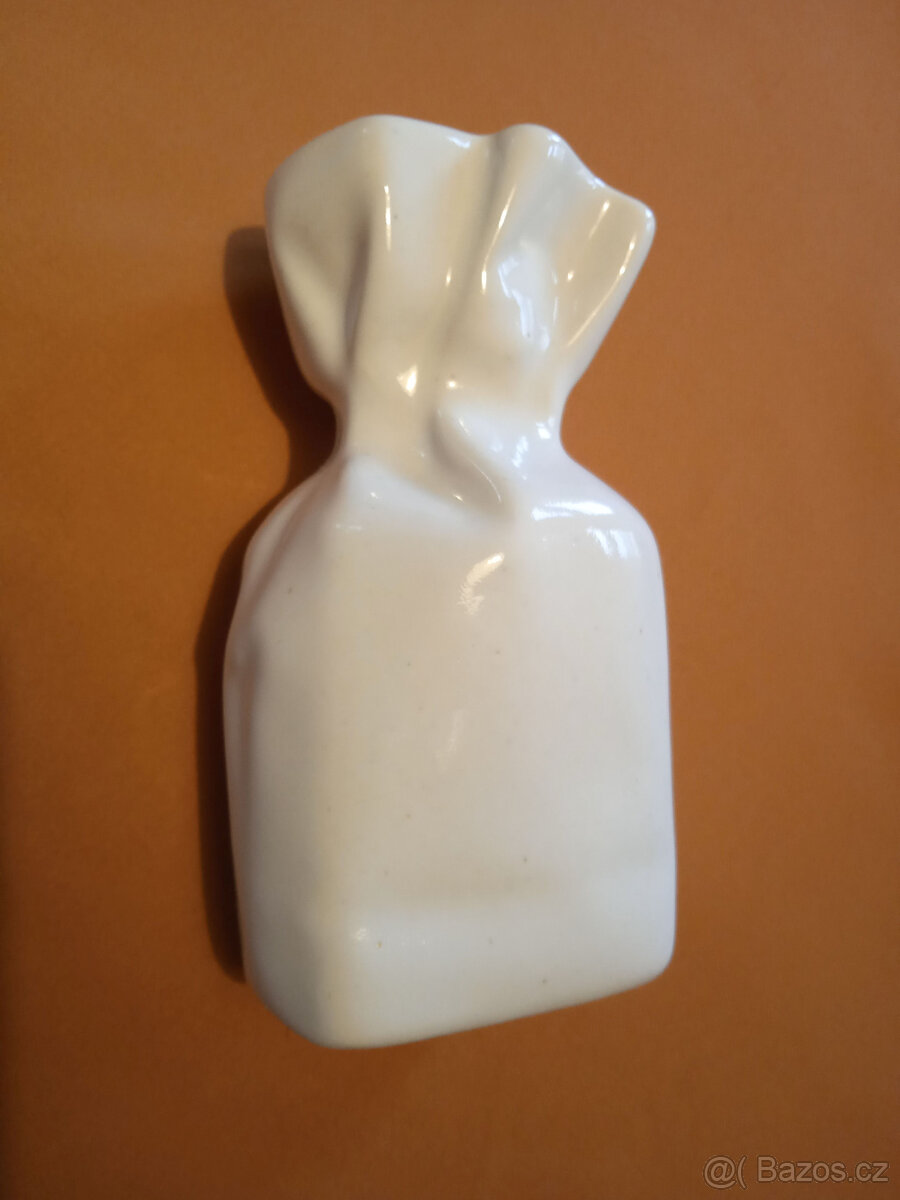 KERAMICKÁ VÁZIČKA - 3