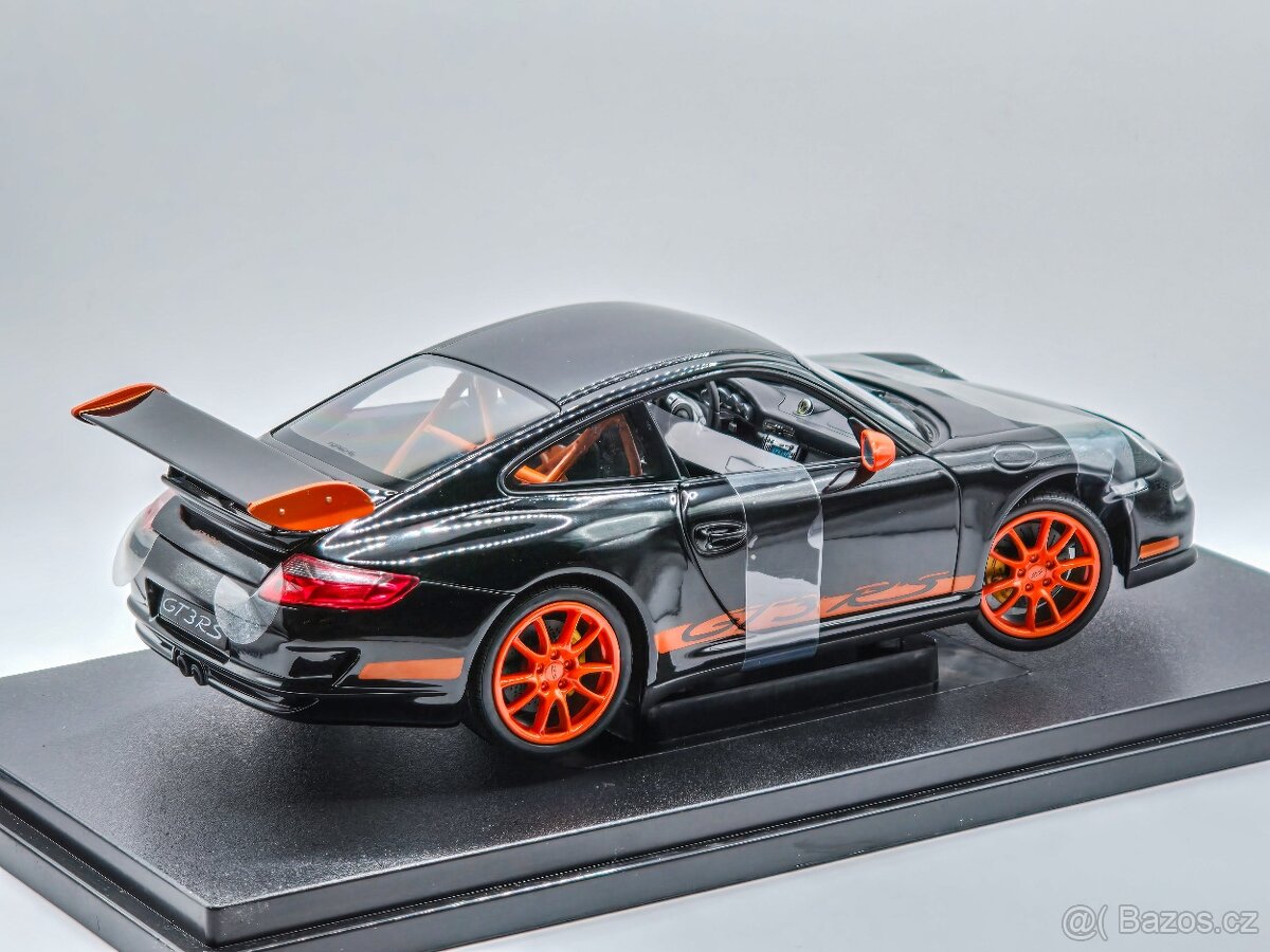 Modely 1:18 Ixo / Solido / MCG - 3