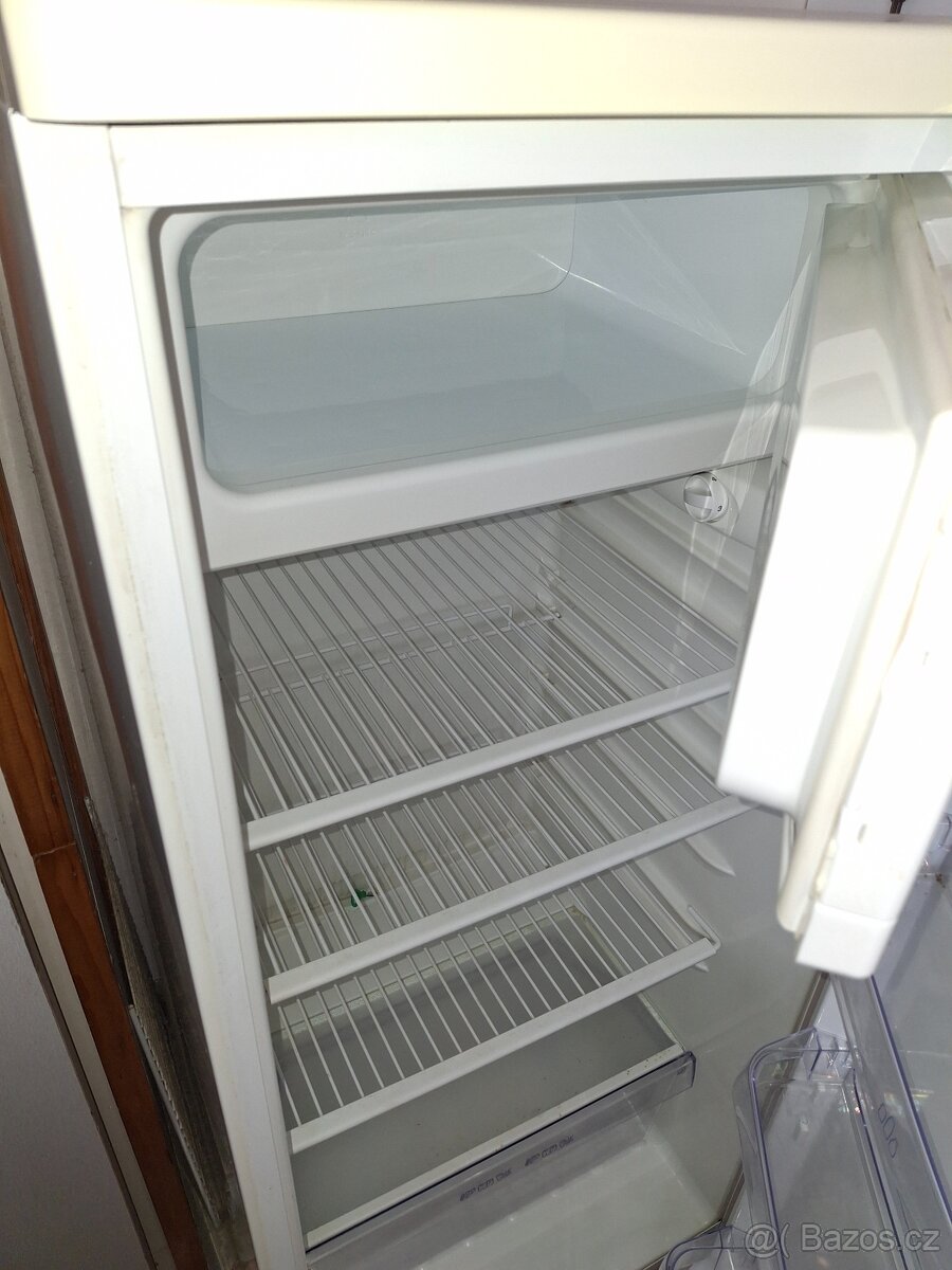 Střední lednice - 3