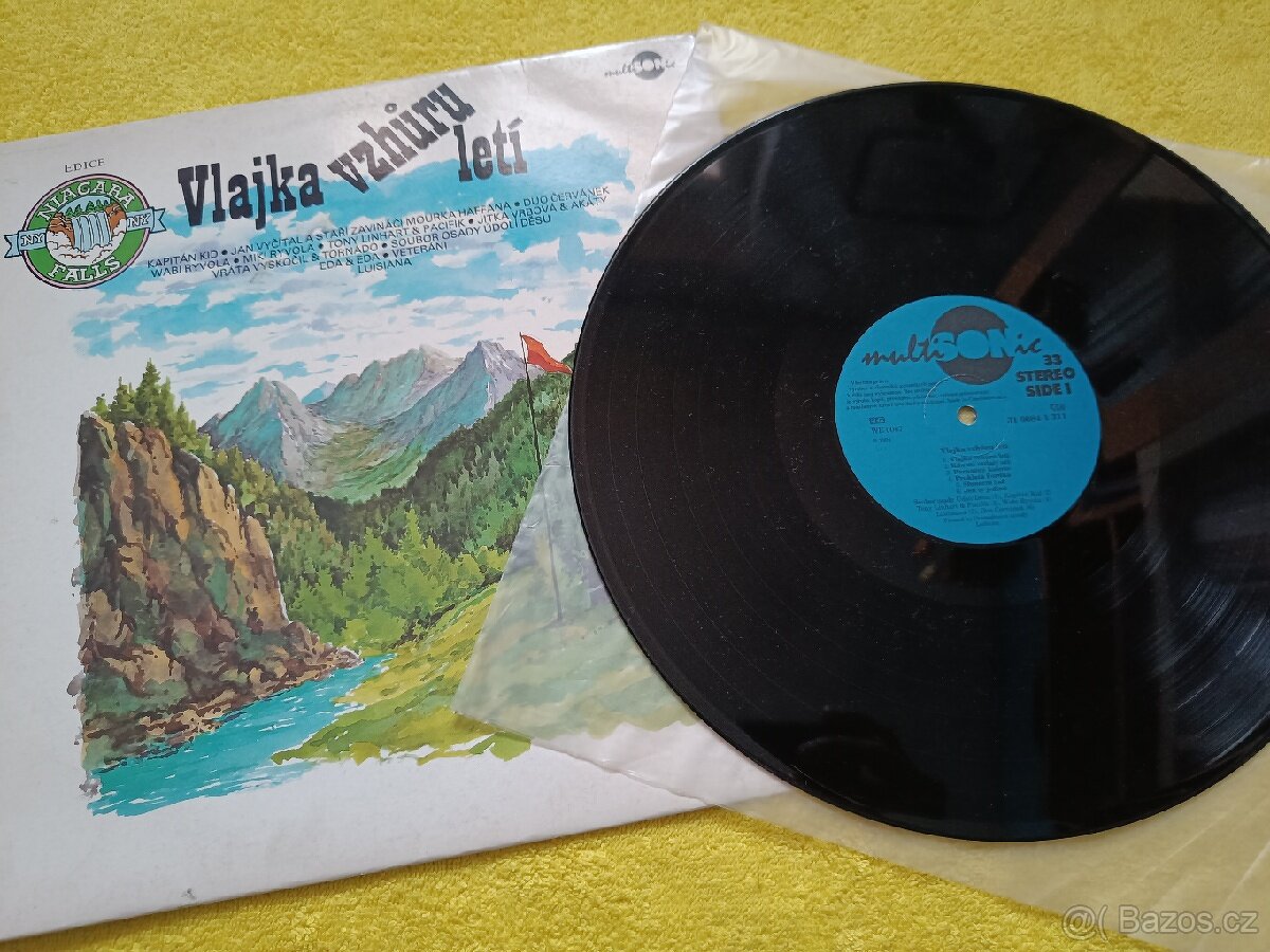 LP Vlajka letí vzhůru - 3