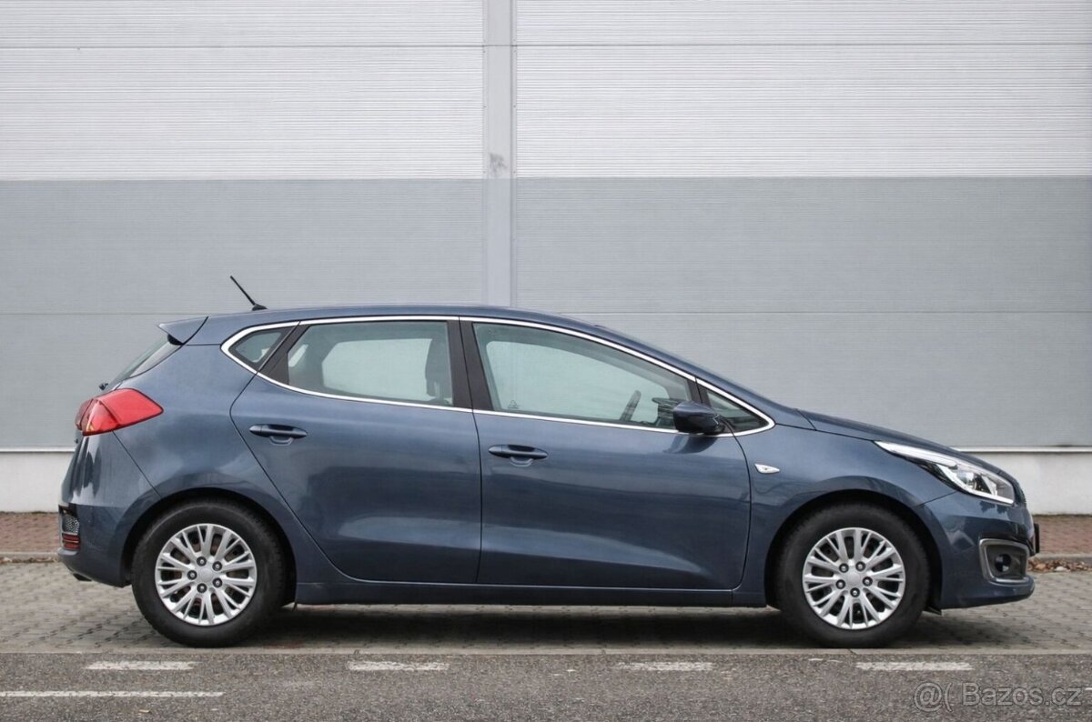 Kia Ceed 1.4 CRDi Silver - 3