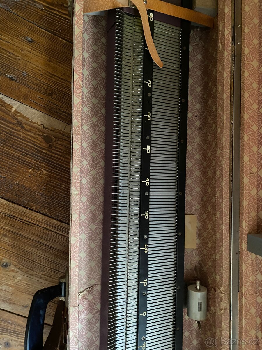 Pletací stroj Dolpeta - 3