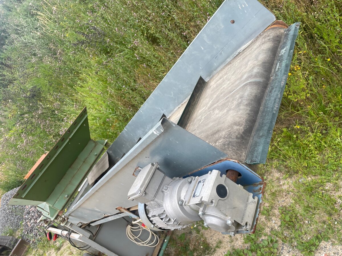 Kátrovačka - Vibrační třídička 400V s dopravníkovým pásem - 3