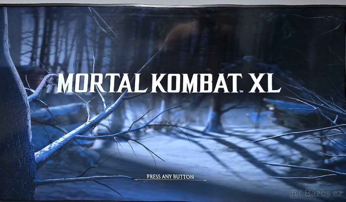 Xbox One S s ovladacem - 3