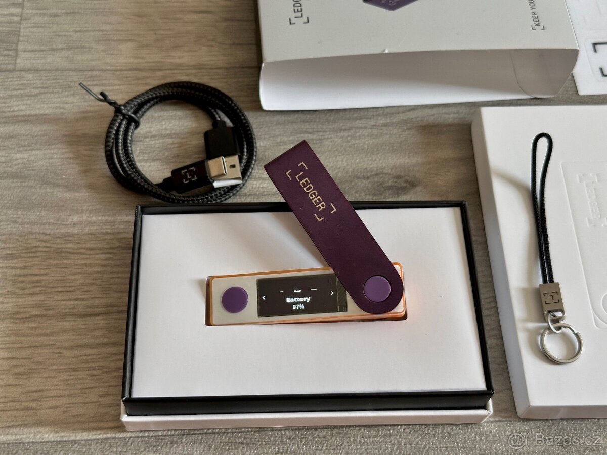 Ledger Nano X krypto peněženka Cold crypto Hardware wallet - 3