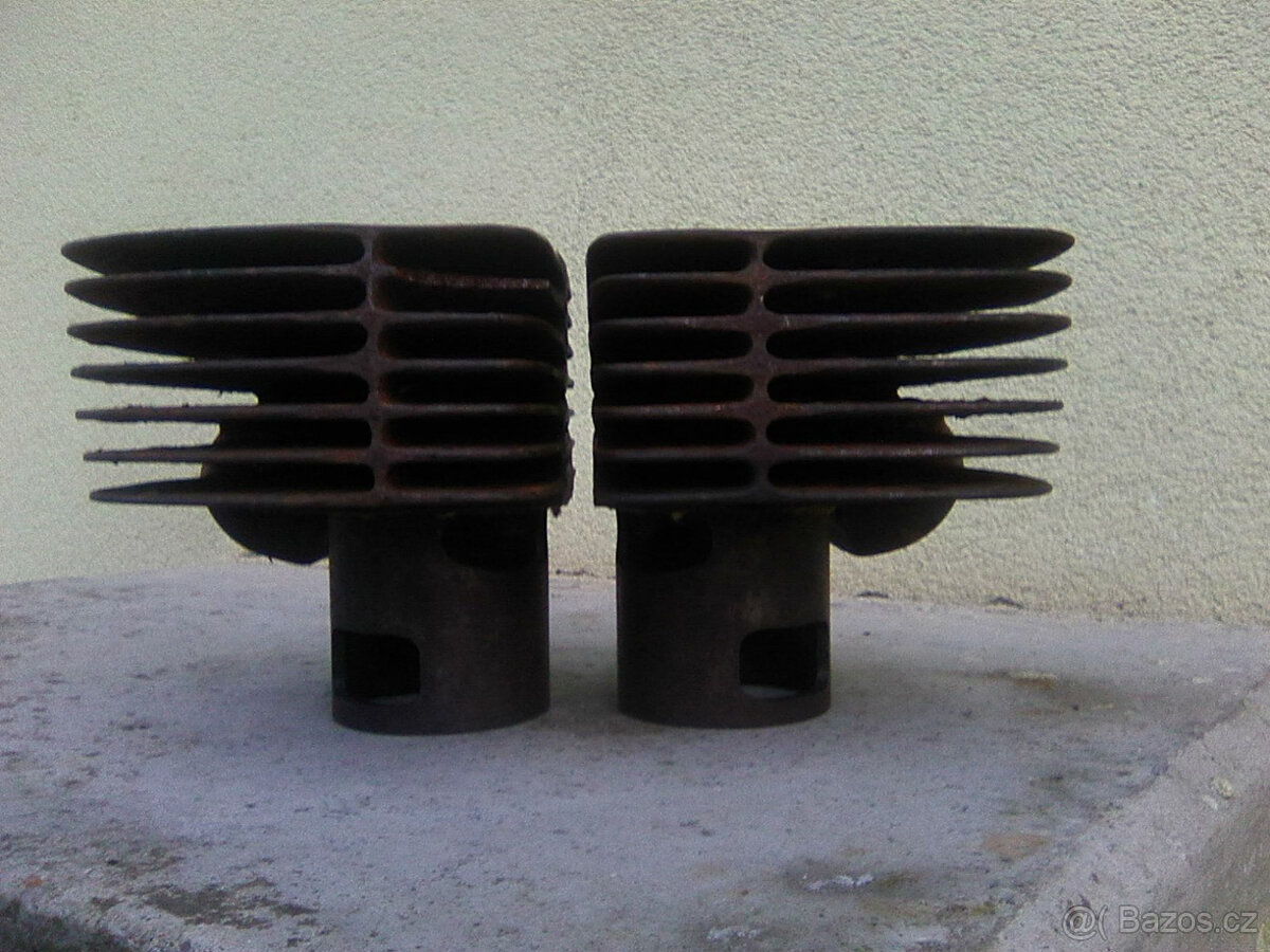 Jawa 350/634 - válce,otáčkoměr,blinkry a vypínač spojky - 3