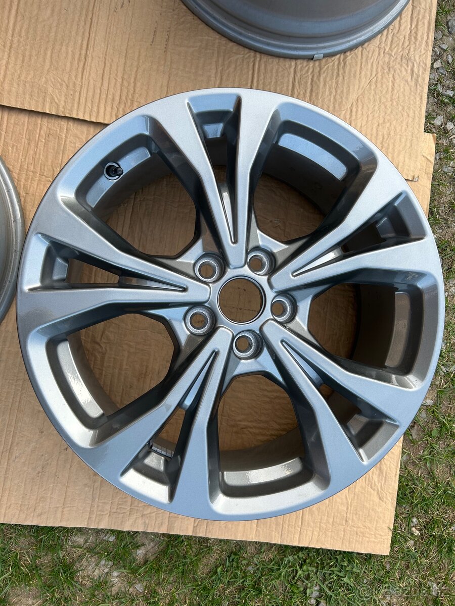 Disk 18” ford kuga s ventilky - 3
