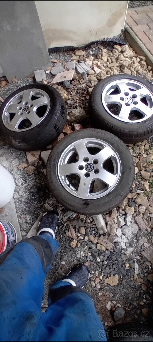 Pneumatiky s disky - 3