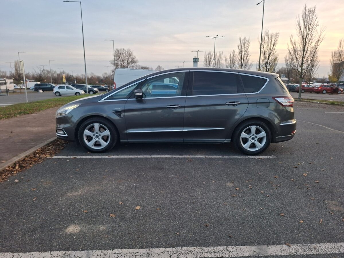 Ford S-MAX, 2,0 Ecoblue Vignale, Top Stav, DPH - 3