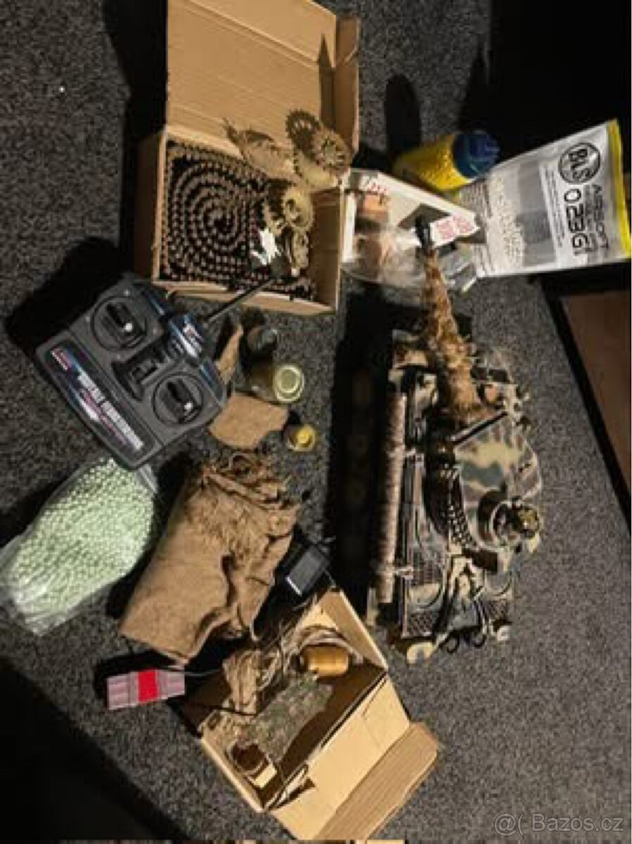 model RC tank 1:16 Tiger - 3