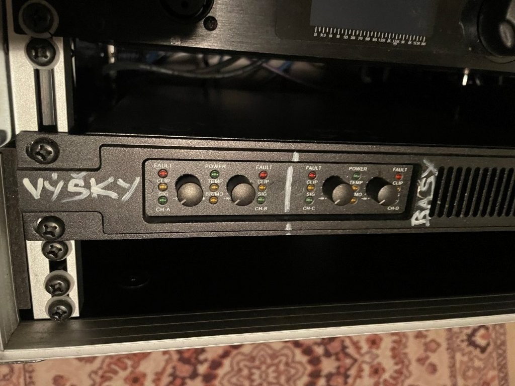 Audio zesilovač_4x 1000W/8 ohm + Procesor - 3