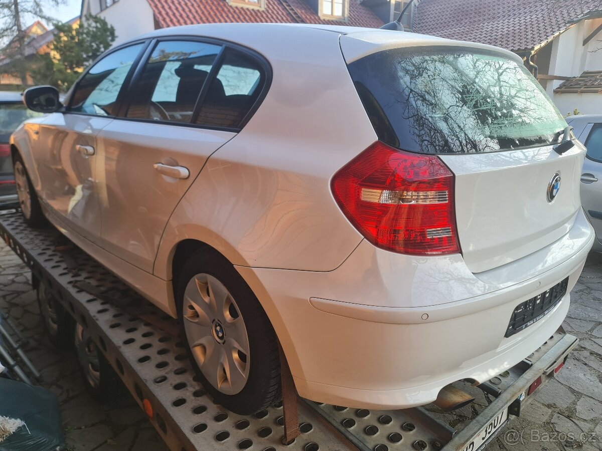 BMW 118d, 105kW, 8/2011, 5 dveří - 3