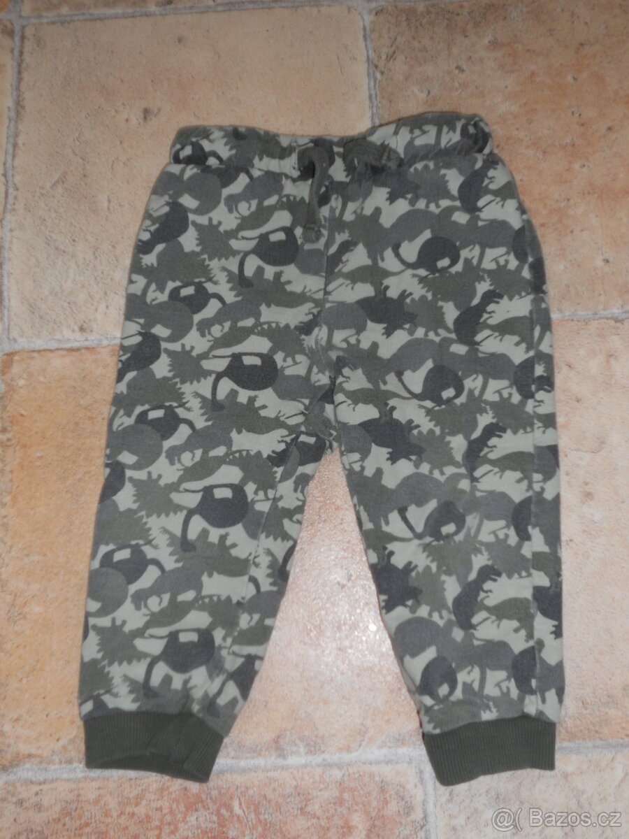 Tepláky vel. 86 - 3