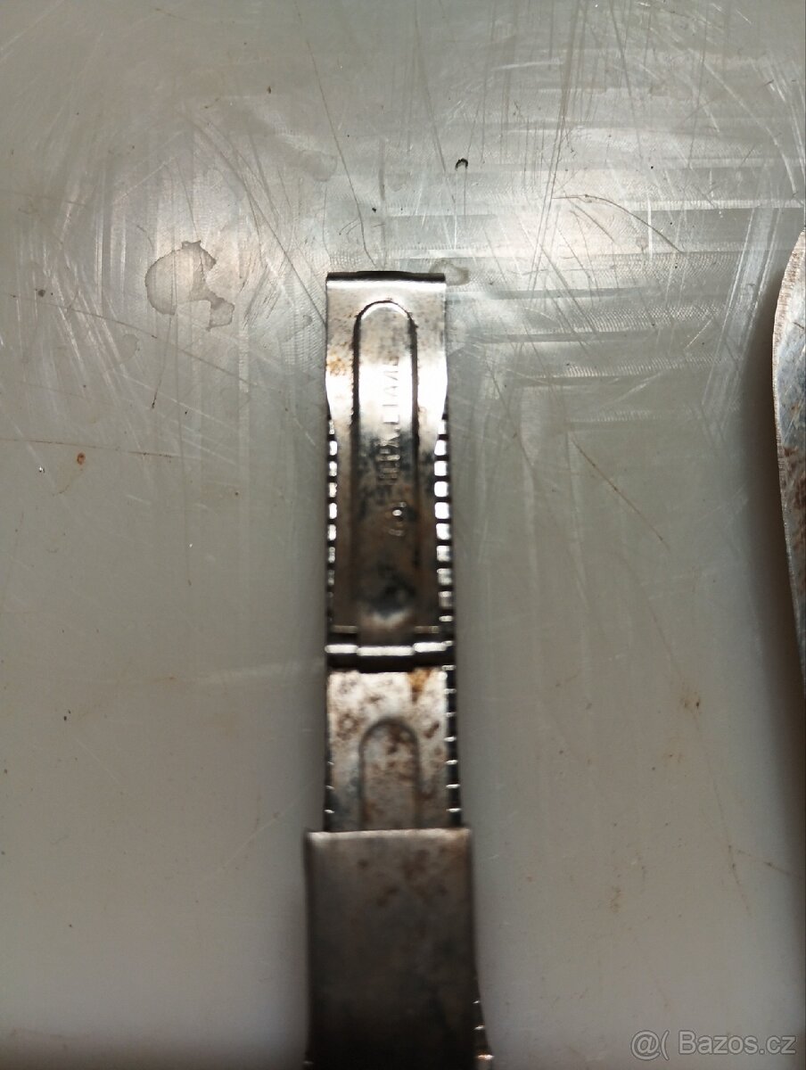 Starý nůž,hodinky a pero - 3