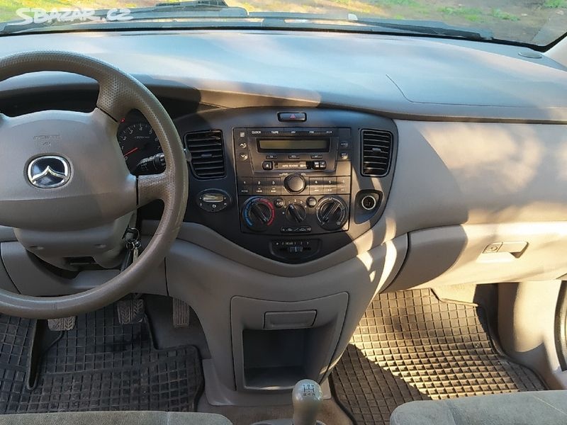Mazda MPV 2001 na náhradní díly - 3