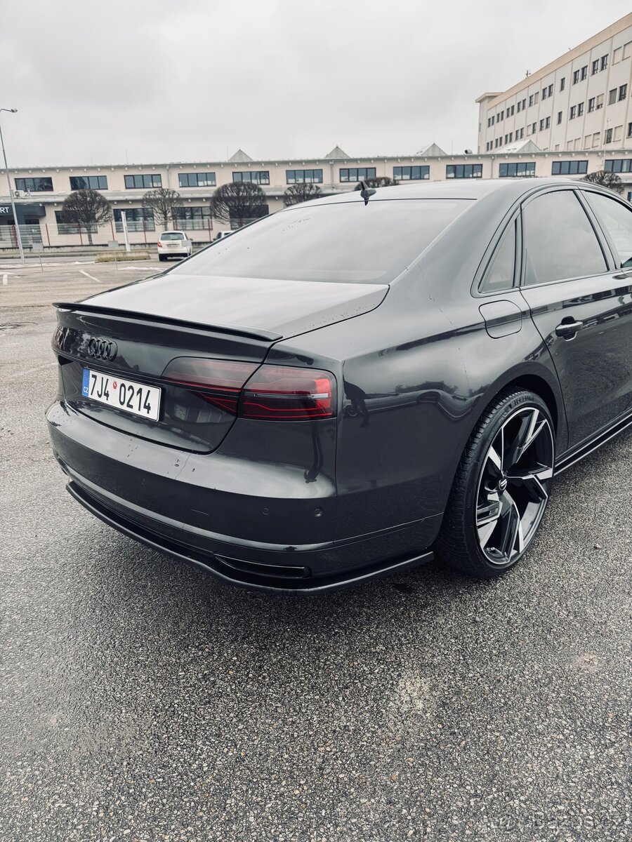 Audi A8 Quattro 3.0 nafta - 3