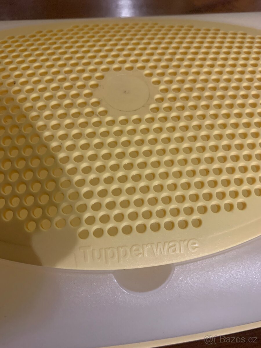 Tuperware box na sýry - 3
