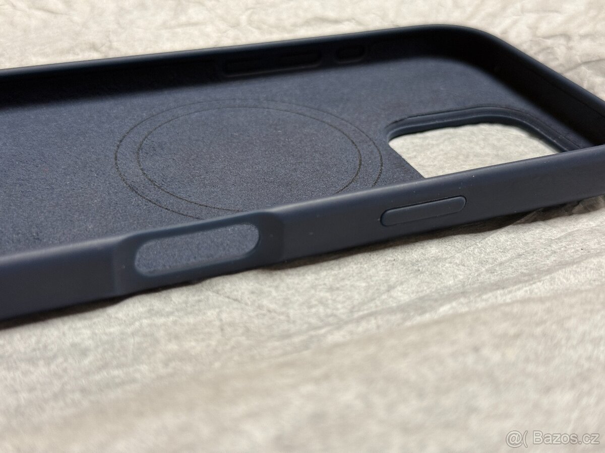 Nové MagSafe pouzdro iPhone 16 Pro Vention Midnight Blue - 3
