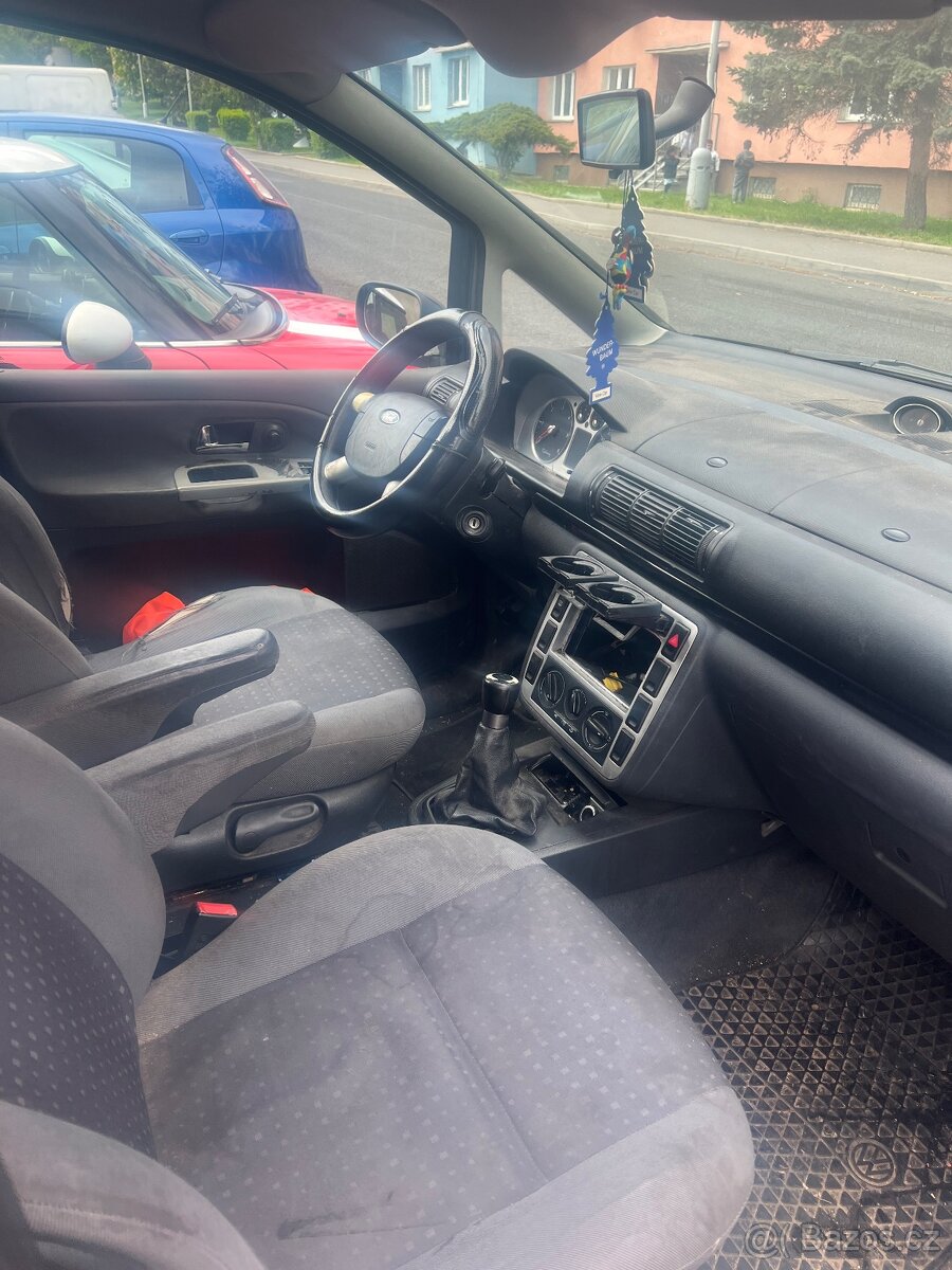 Ford Galaxy 1.9 85kw - 3