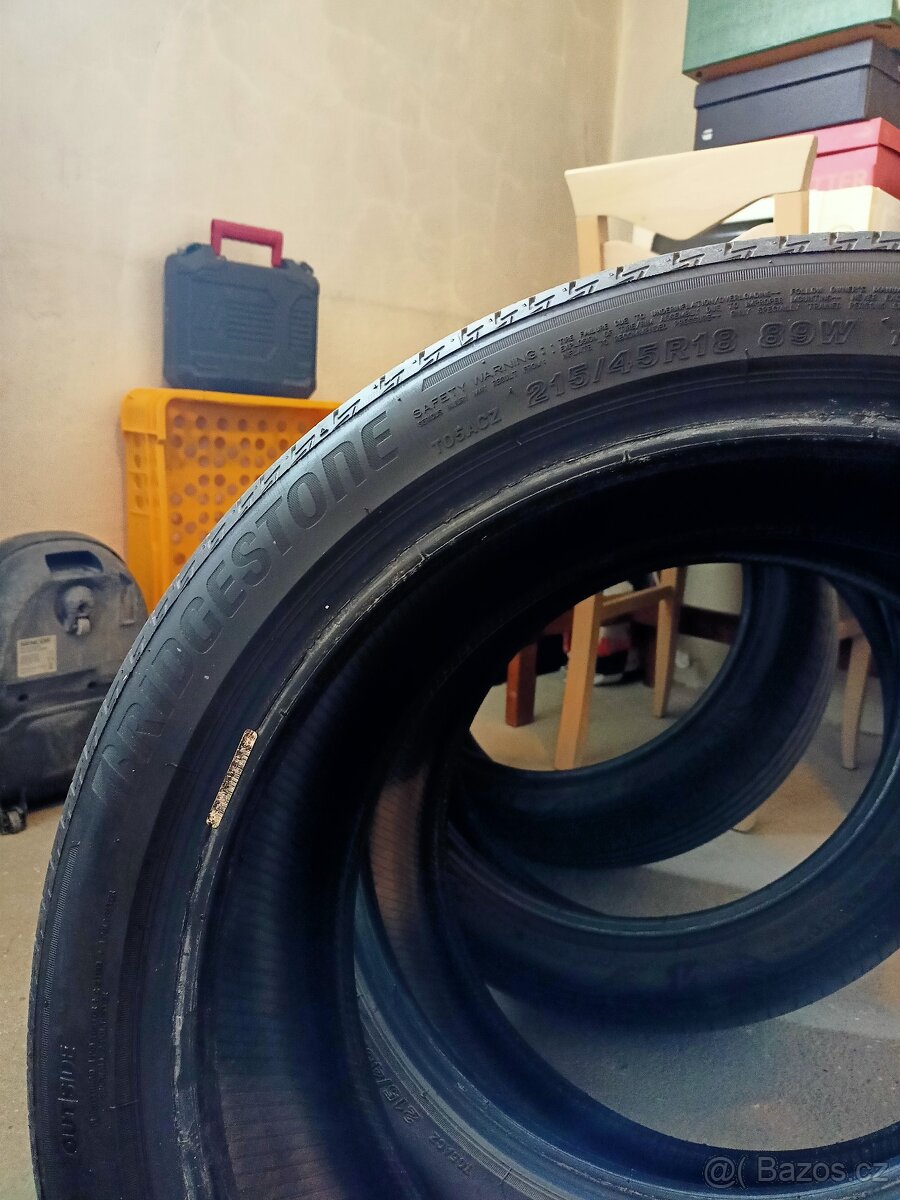 Bridgestone, 215 45 r18 letní - 3