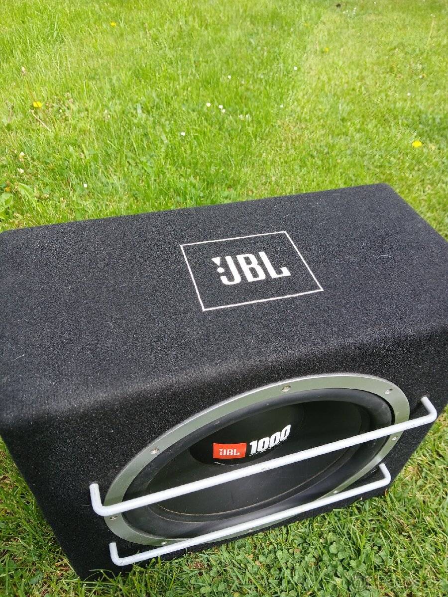 Basový reproduktor do auta JBL - 3