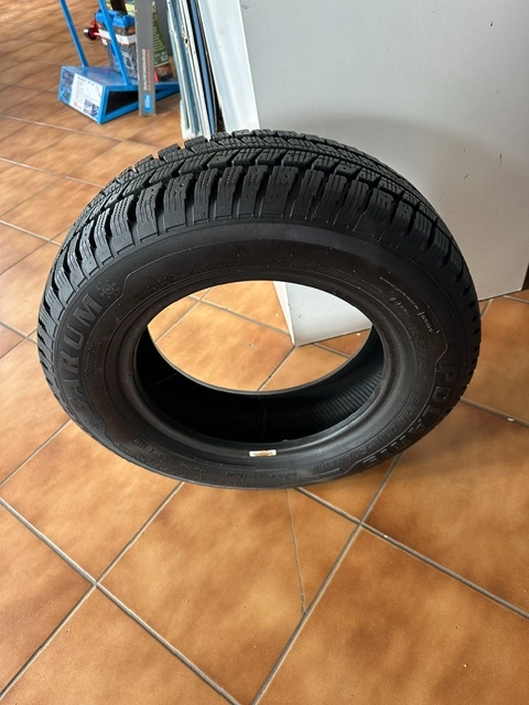 Prodám Pneu BARUM POLARIS 165/70 R1 - 3
