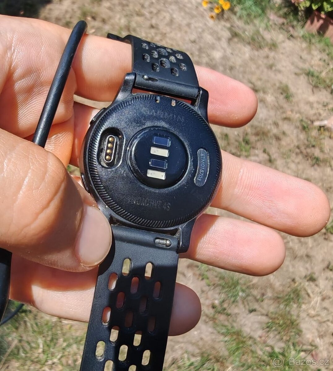 GARMIN VIVOACTIVE 4S - 3