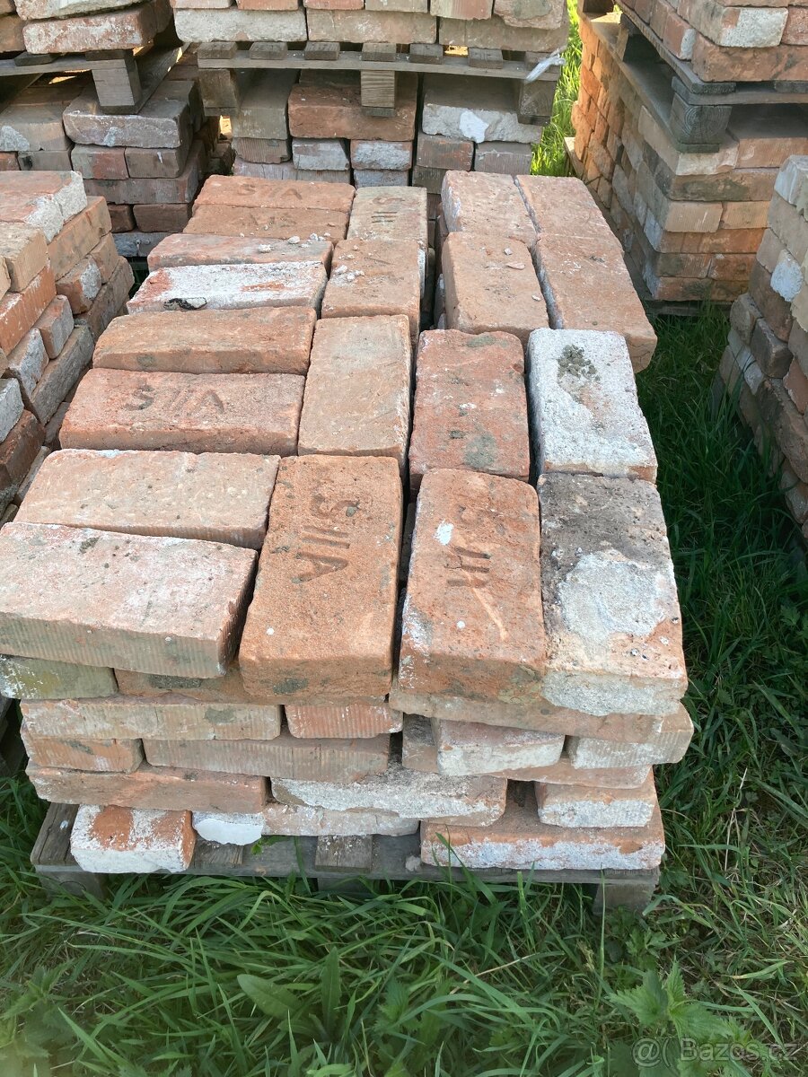Cihly na prodej - Hustopeče a okolí - 3