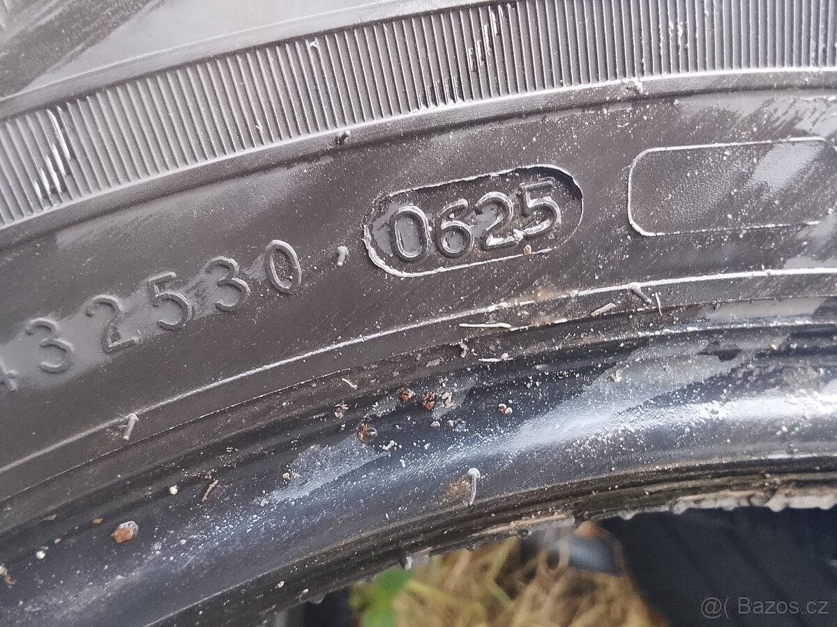Letní pneu Nexen 235/65/16c - 3