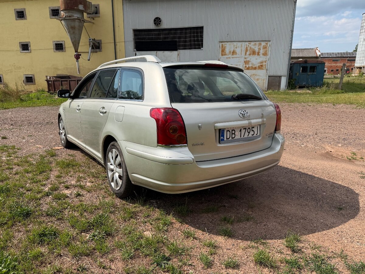 Toyota avensis 2.0D 83kw - 3