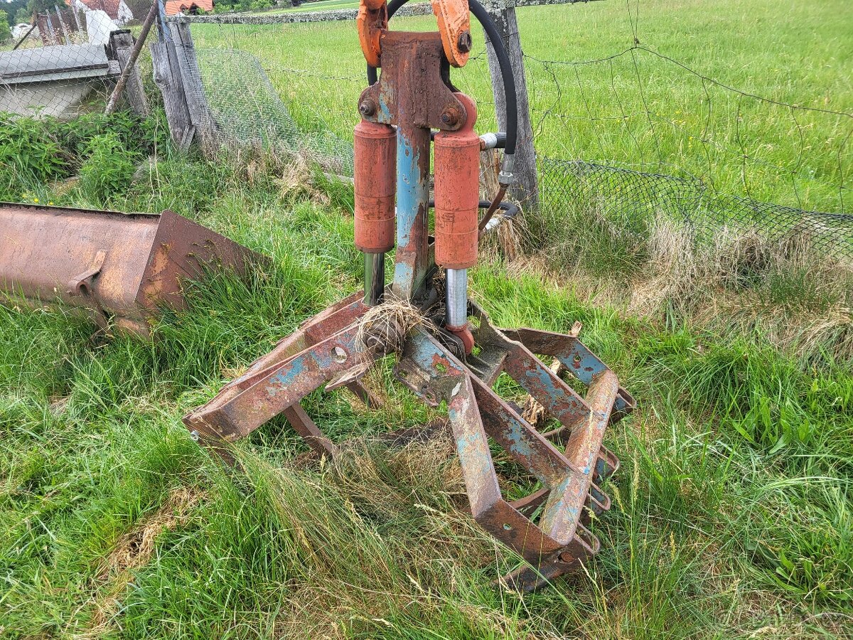 nakladač UNHZ 500 - 3