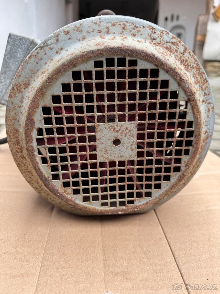 Přírubový elektromotor 3kw - 3
