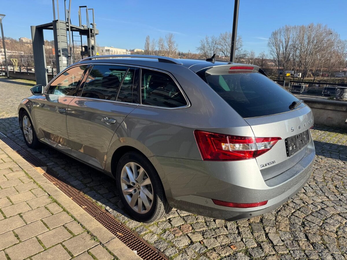 Skoda Superb Combi 1.6 TDI - 3