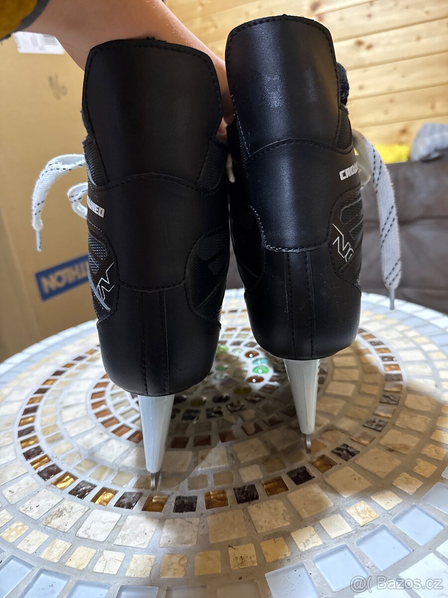 Dámské/Juniorské brusle CROWNED NODIN – EUR 38 (24.7 cm) - 3